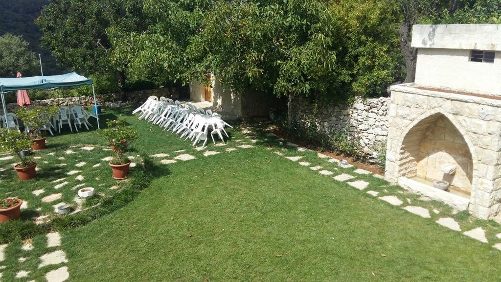 El Achkar Guesthouse Бет ид Ден Екстериор снимка